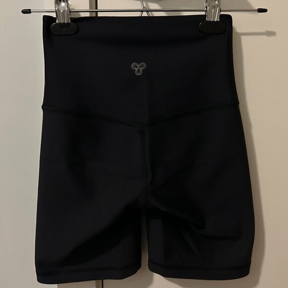 Aritzia TNA Butter 7'' Athletic Short - Picture 1 of 4